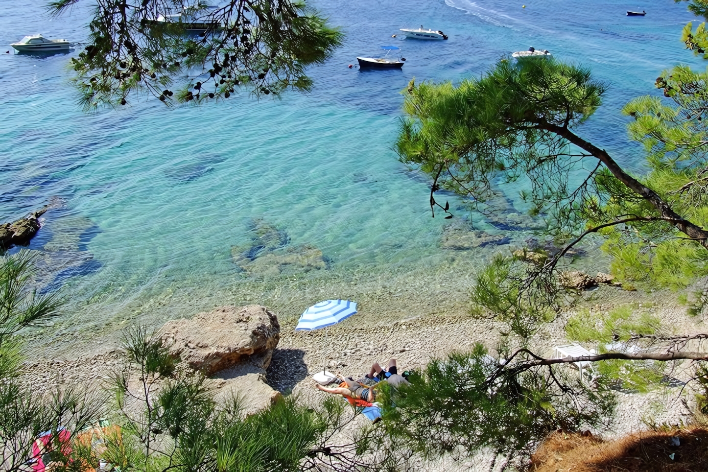 Beaches around Zlatni Rat