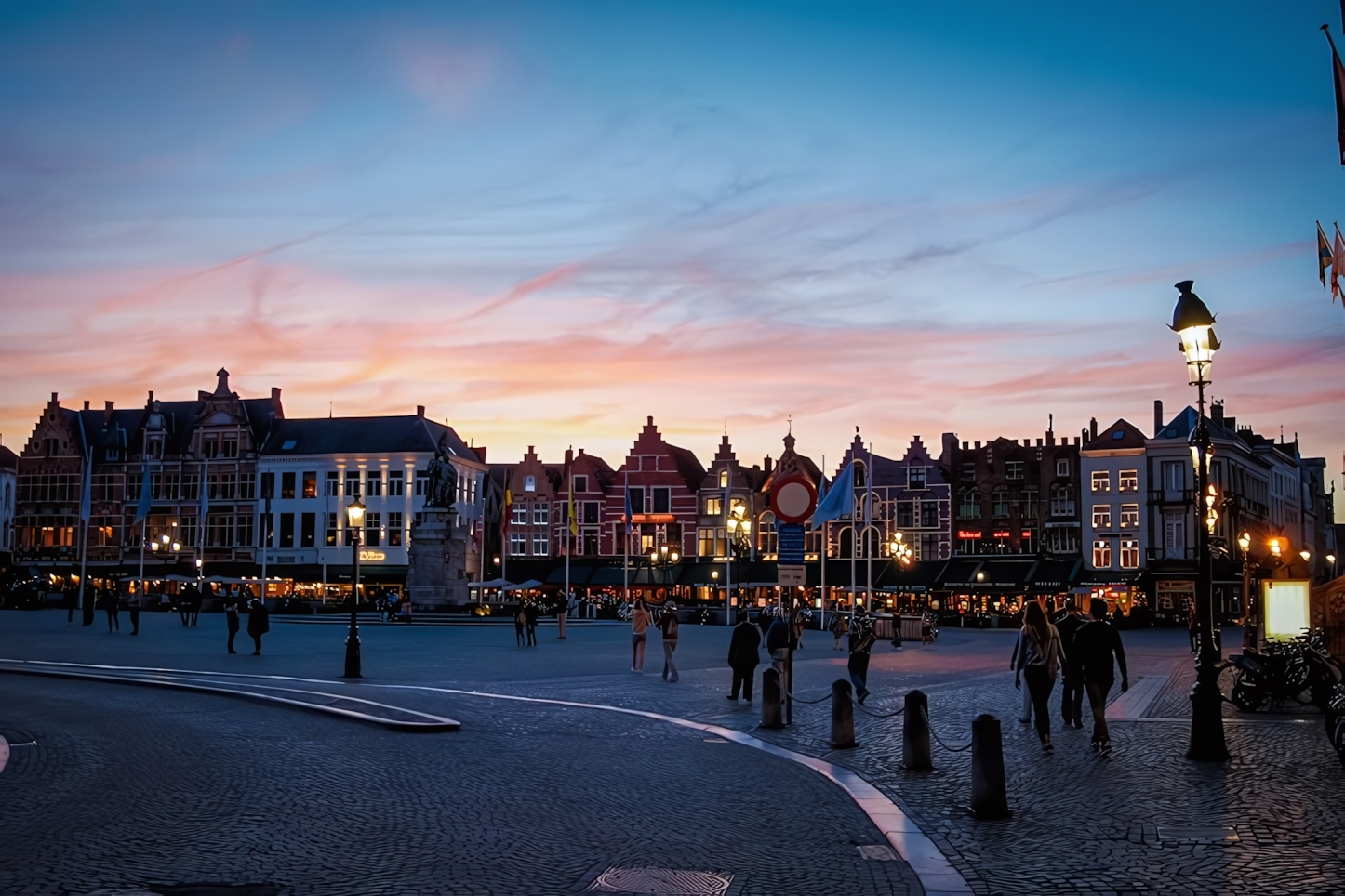 Bruges at night