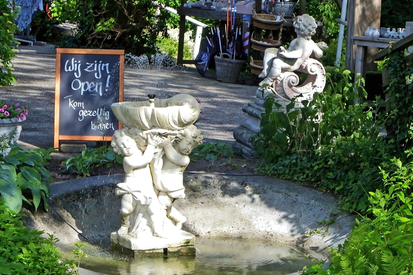 Cafes in Giethoorn