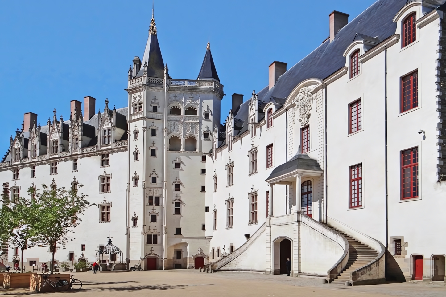 Discover Nantes in 24 Hours: Essential Sights and Experiences in This Charming French City