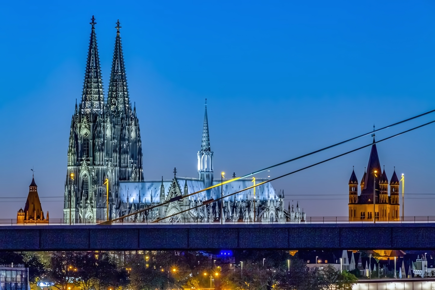 Cologne at night