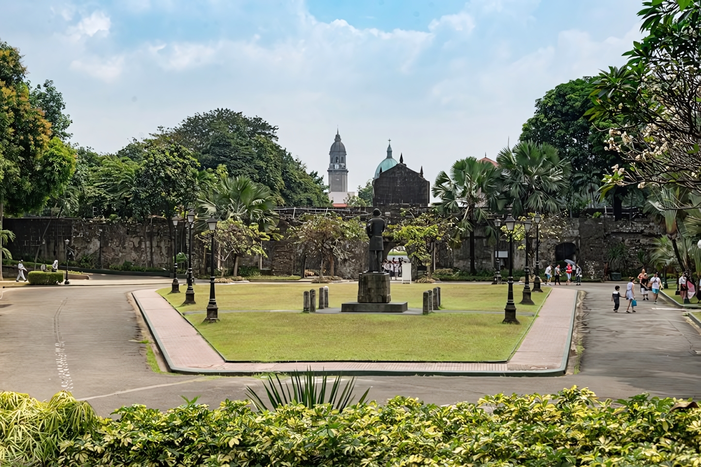 Manila in a Day: Must-See Attractions and Activities in the Philippine Capital