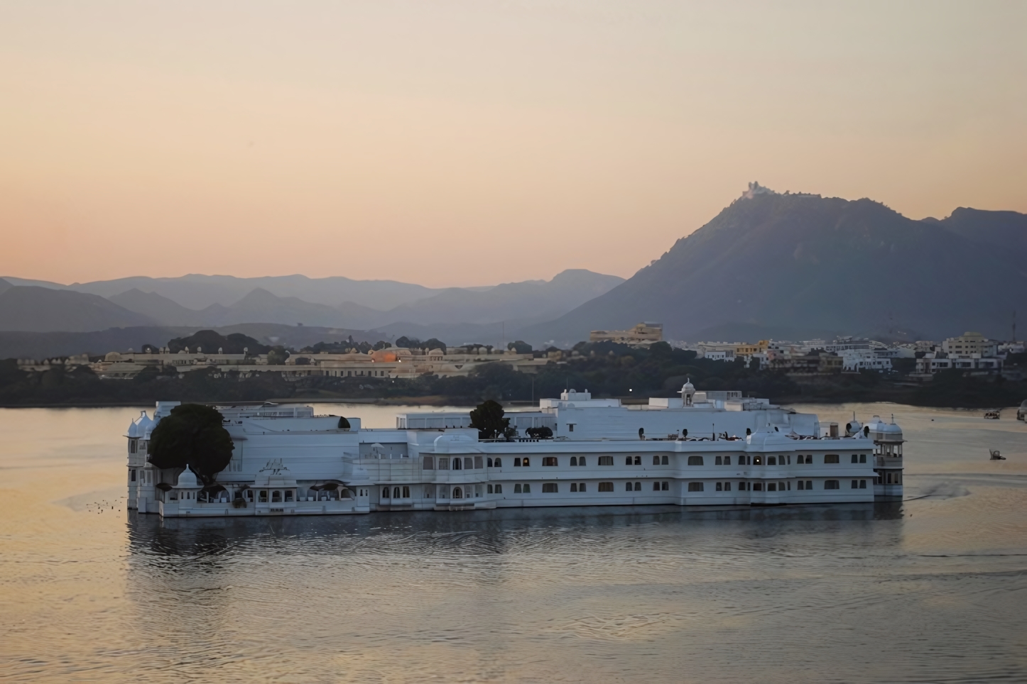 Lake Pichola in the Evening, Udaipur