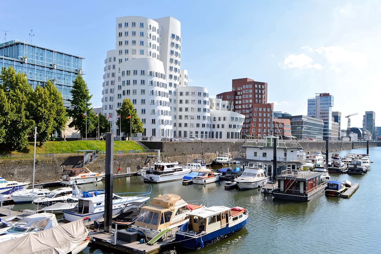 Exploring Dusseldorf in 24 Hours: Must-See Attractions and Activities in Germany's Fashion Capital