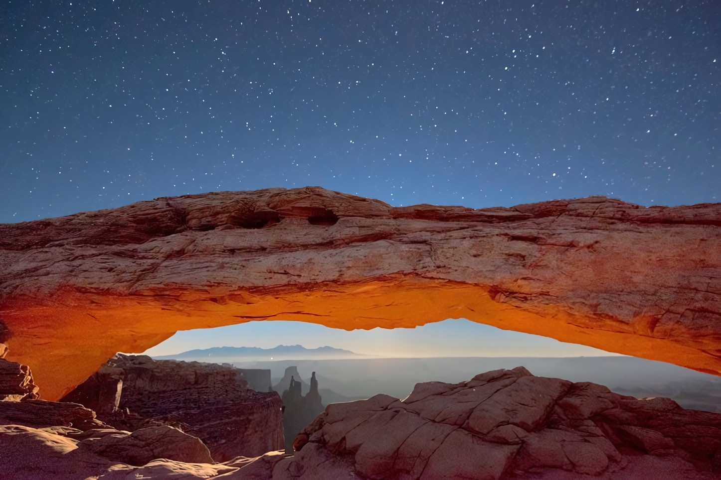 Mesa Arch in Sunrise, Moab