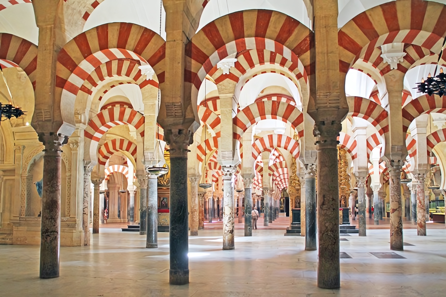 Mezquita Mosque-Cathedral Interior