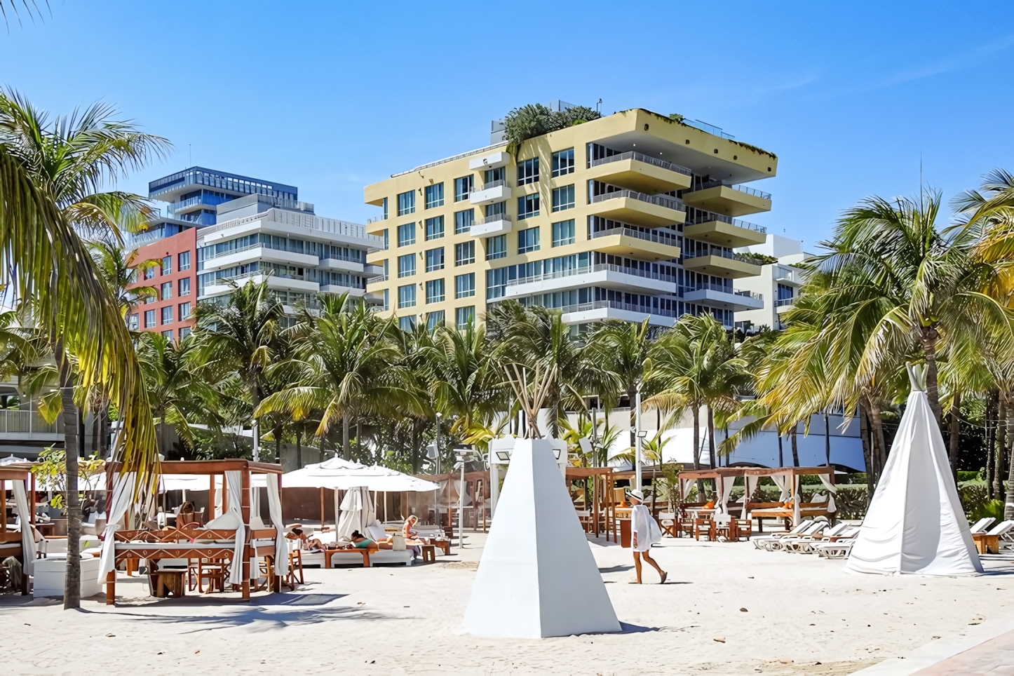 Miami in a Day: Must-See Attractions and Experiences in Florida's Vibrant Coastal City