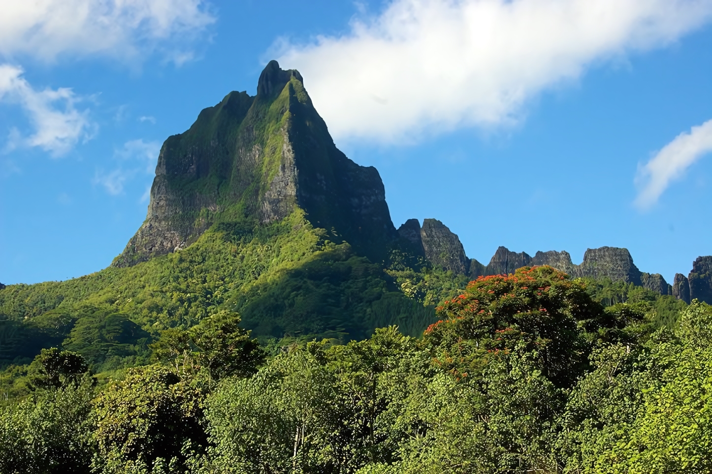 Moorea Peak, Tahiti