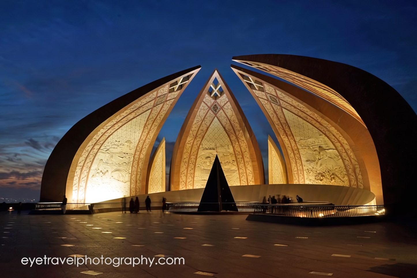 Islamabad in a Day: Must-See Attractions and Activities in Pakistan's Capital