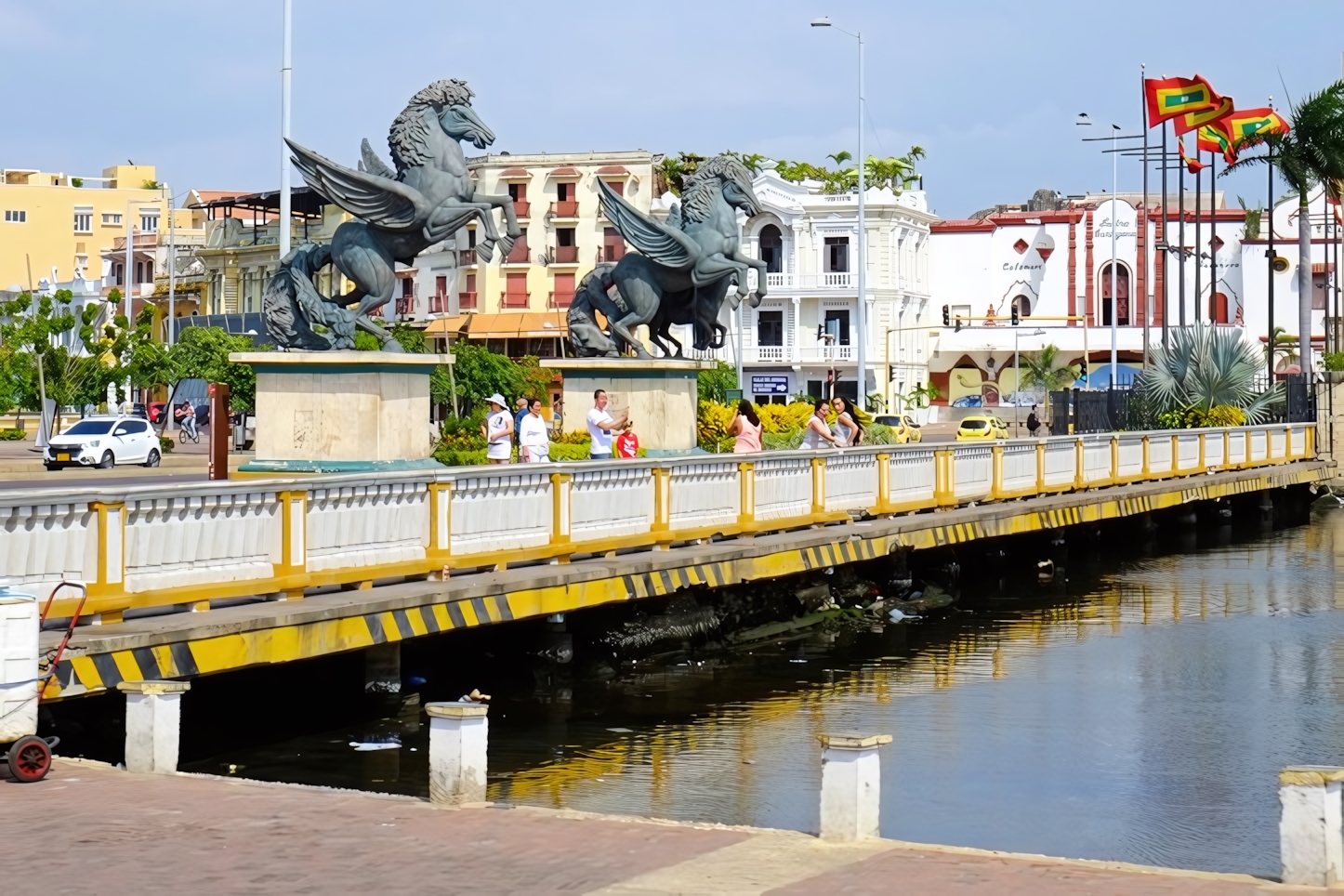 Pegasus near Torre de Reloj