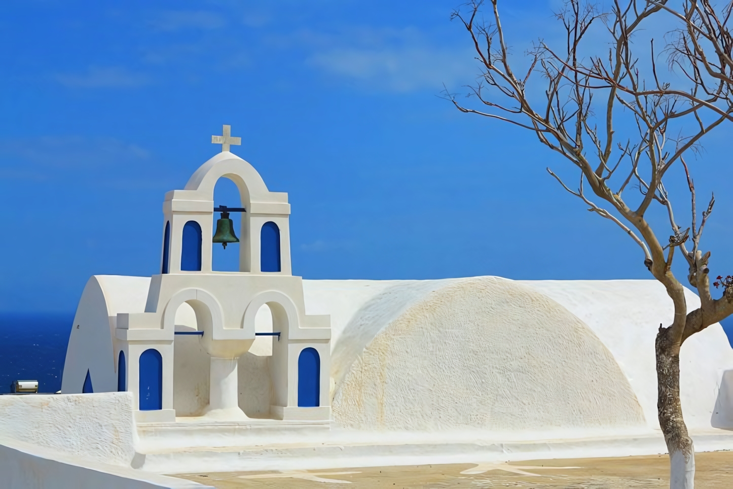 Santorini in a Day: Essential Experiences on Greece's Iconic Island