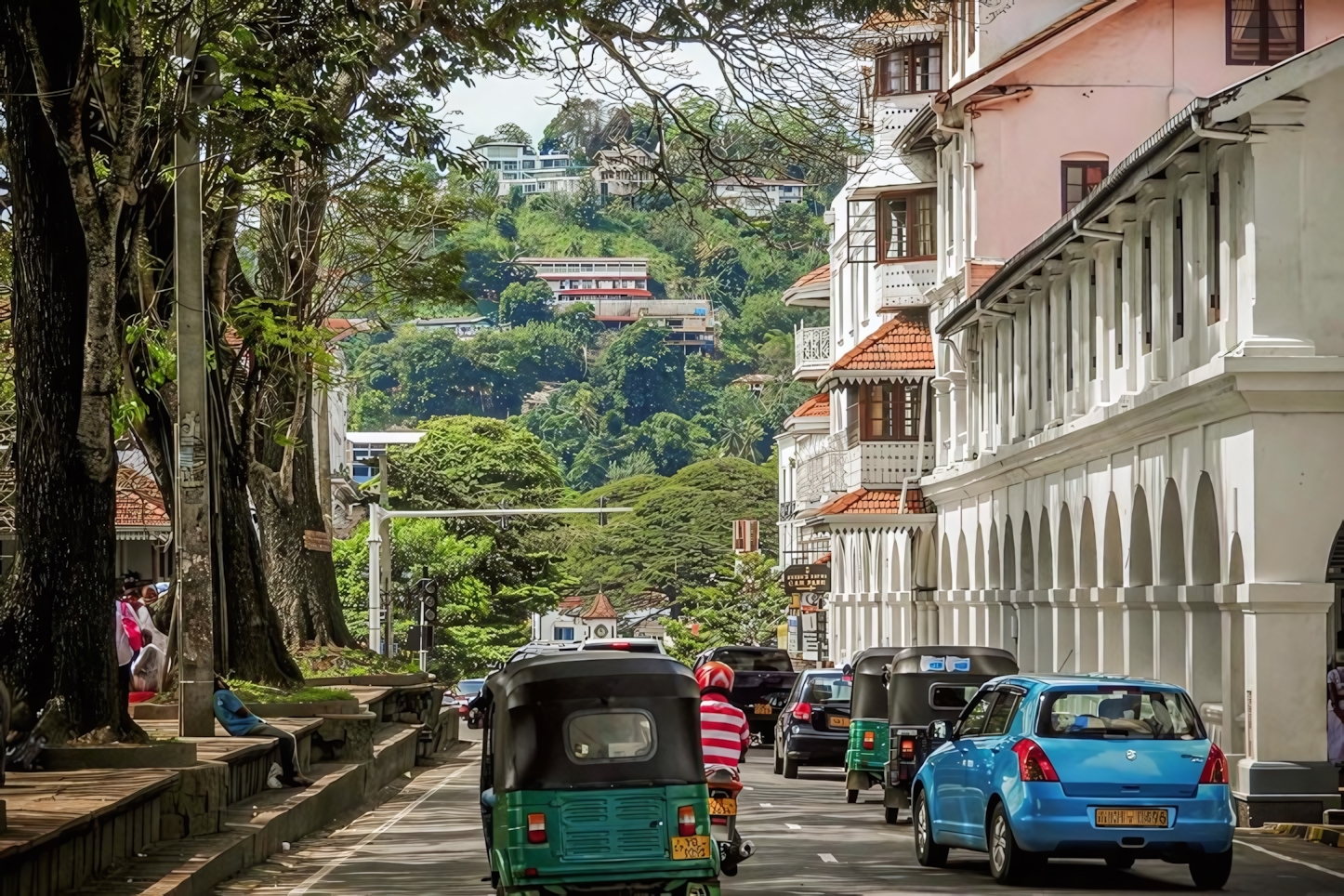 Exploring Kandy in 24 Hours: Must-See Attractions and Activities in Sri Lanka's Cultural Capital