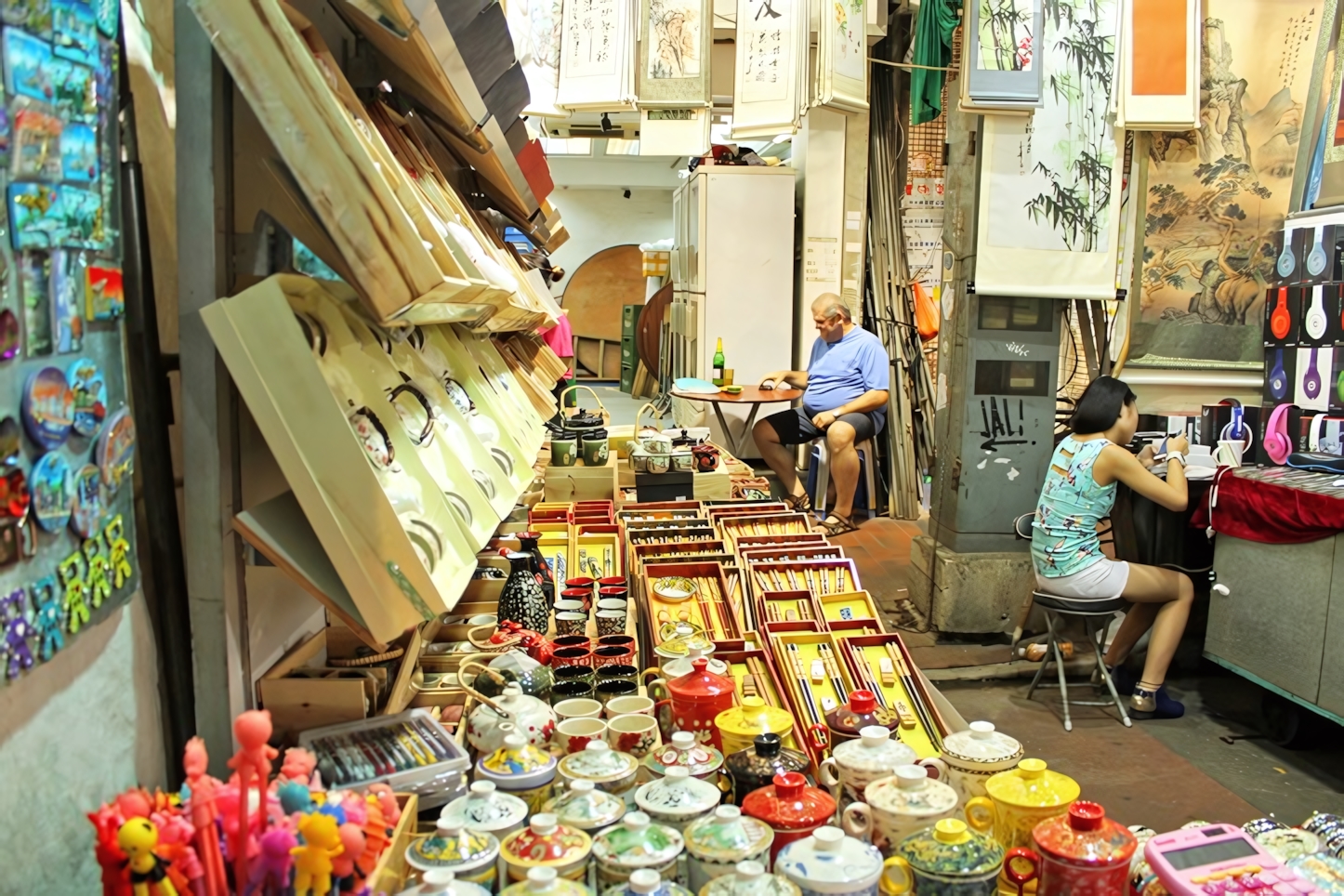 Temple Street night market