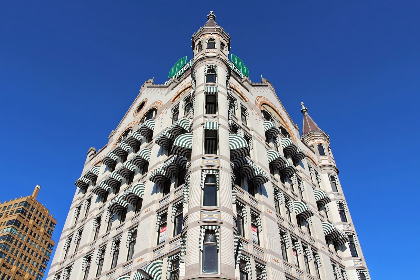 The Witte Huis, Rotterdam